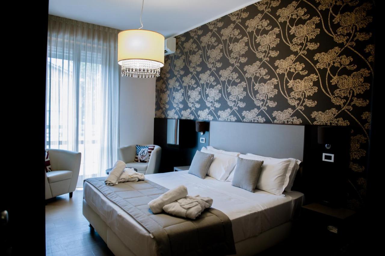 Hotel Lalla Beauty & Relax 체제나티코 외부 사진