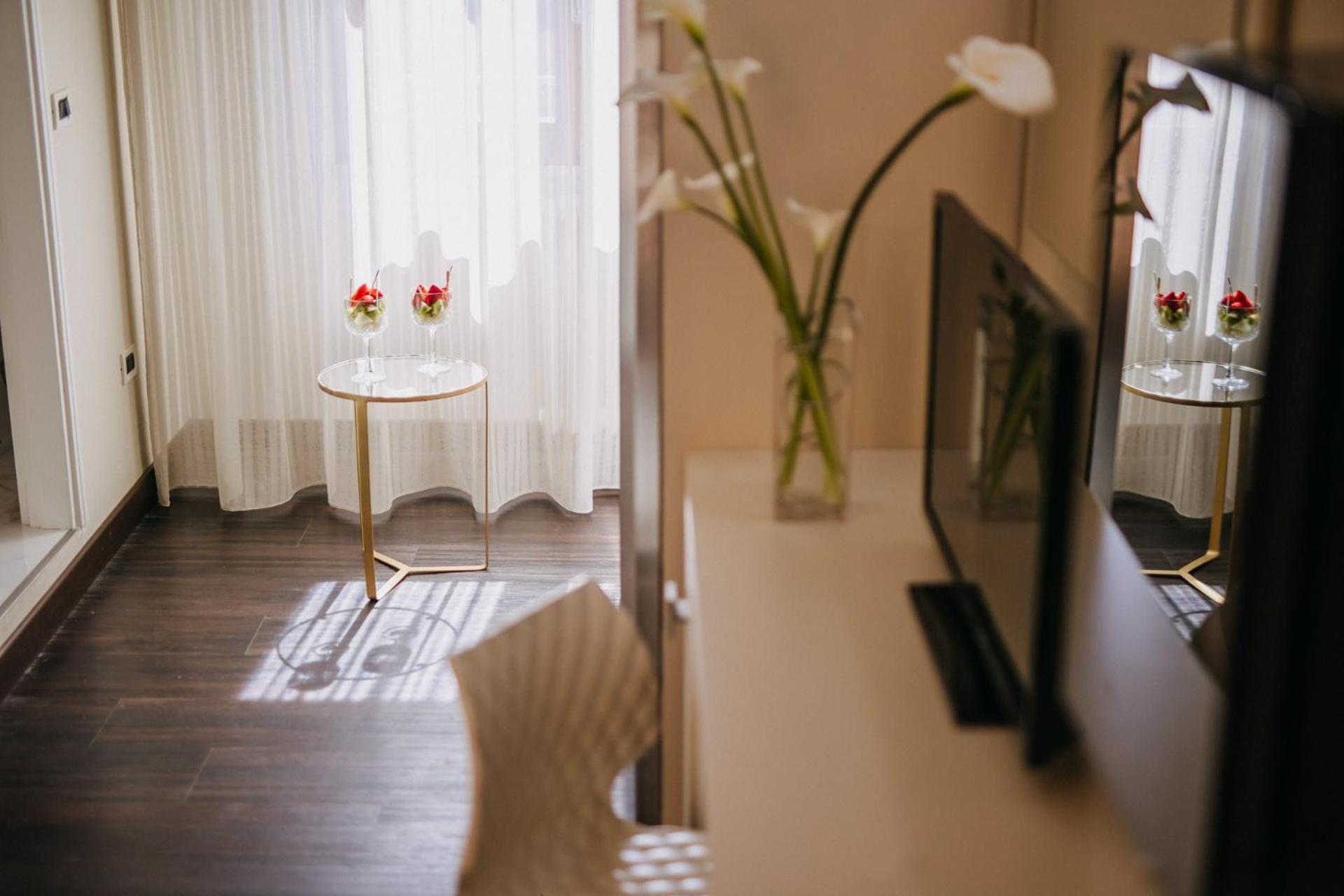 Hotel Lalla Beauty & Relax 체제나티코 외부 사진