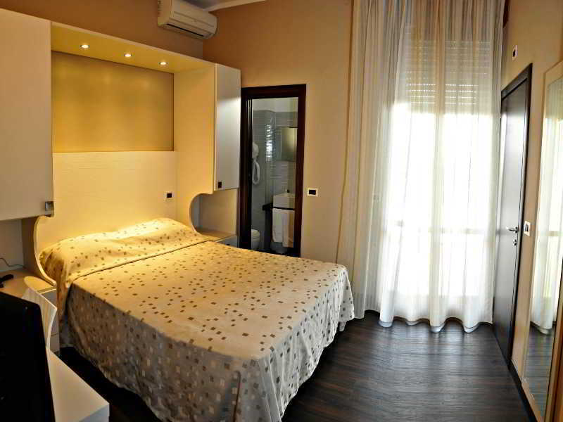 Hotel Lalla Beauty & Relax 체제나티코 외부 사진